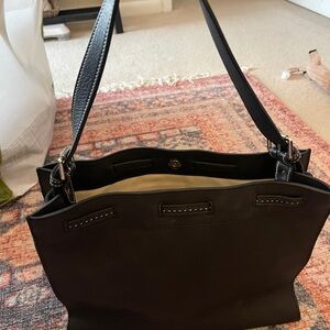 Elegant Black Soft LeatherTote Bag